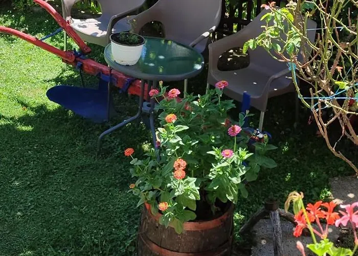 Lantställe Mali Raj *